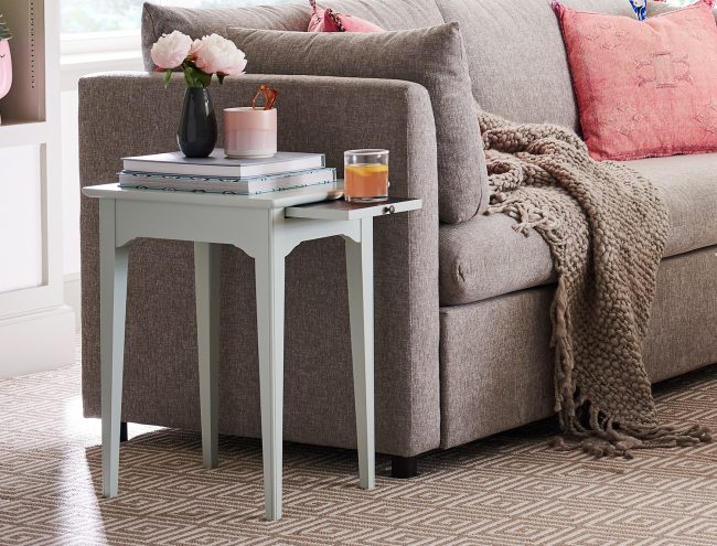 YHLFurniture Valet Side Table 1