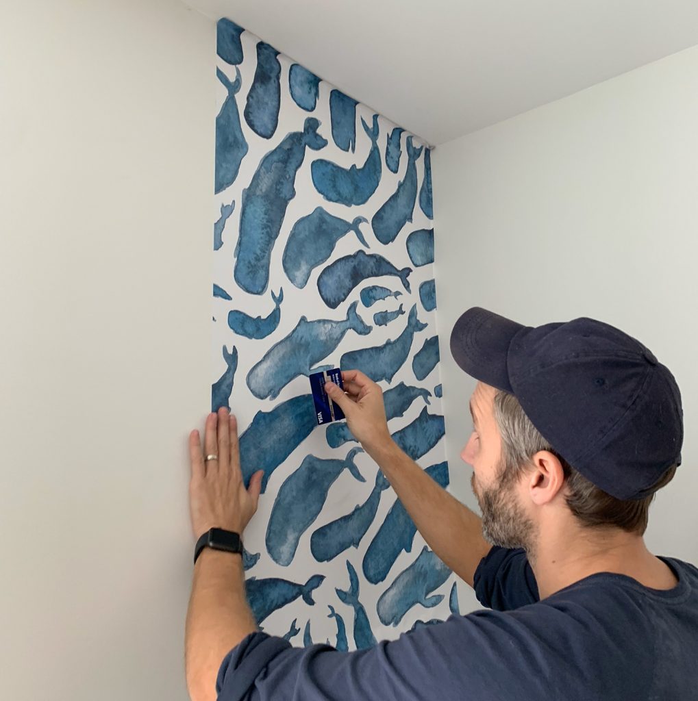 Smoothing Removable Wallpaper With Credit Card