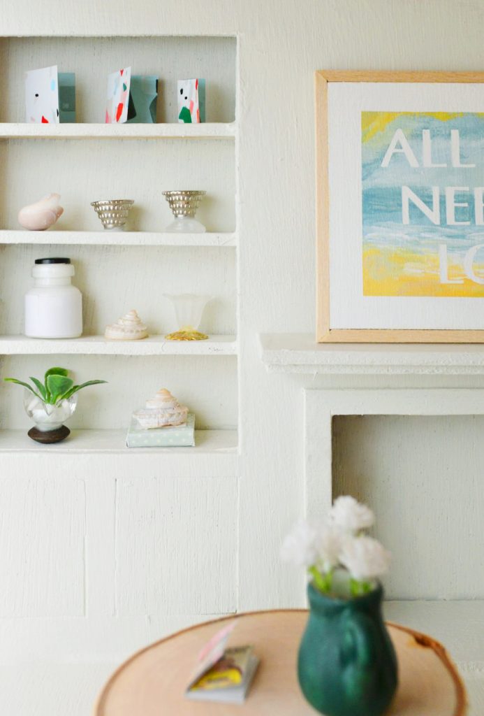 Girls Room Dollhouse Living Room Bookcase Detail2