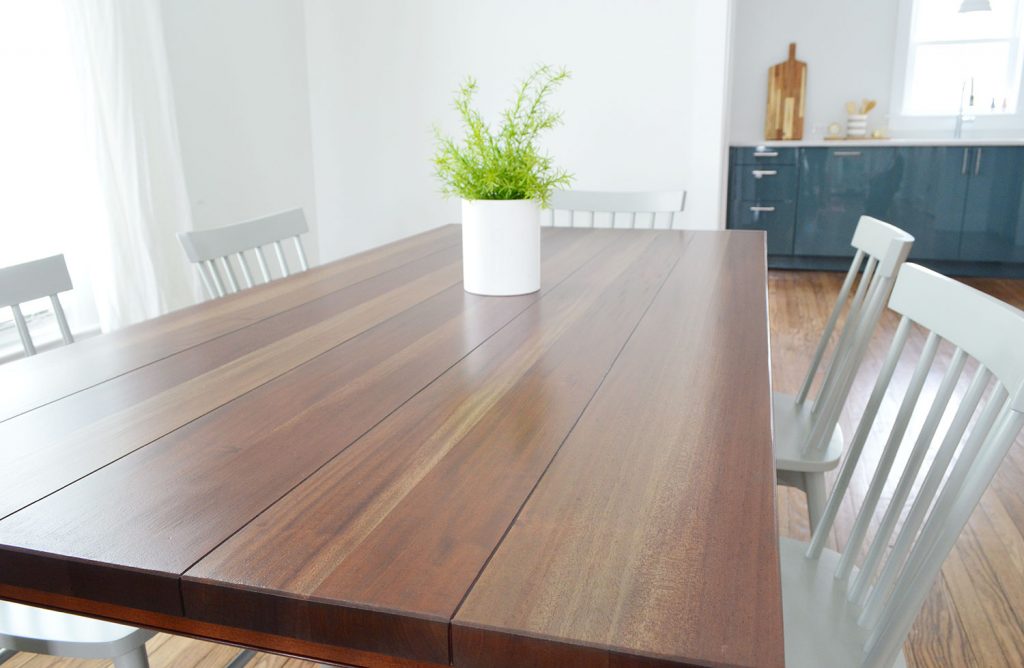 Duplex Dining Table Pink Side After Close Angle