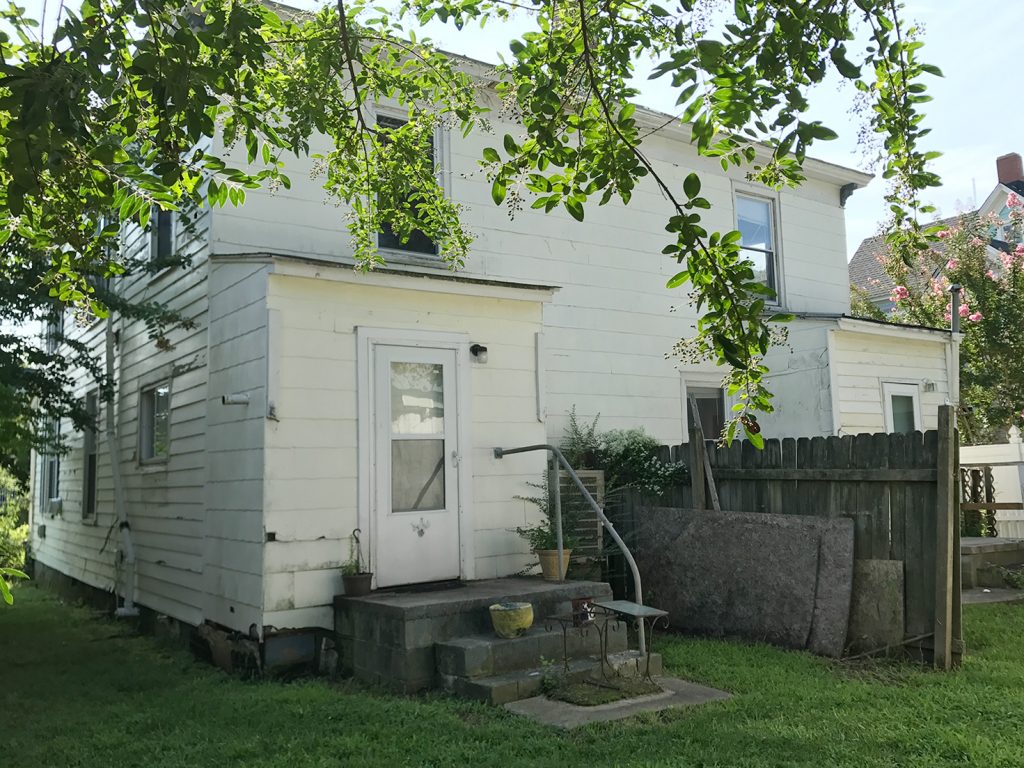 Duplex Rear Exterior Before North Side 1024x768