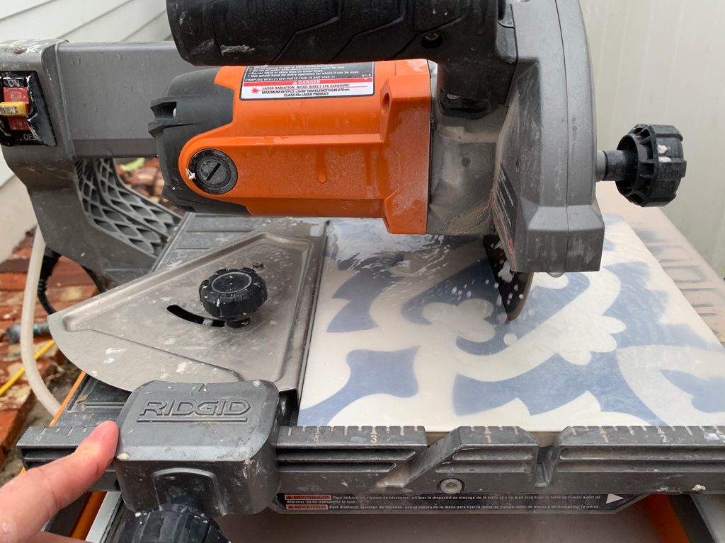 Cutting Patterned Tile On Wet Saw Using Guide