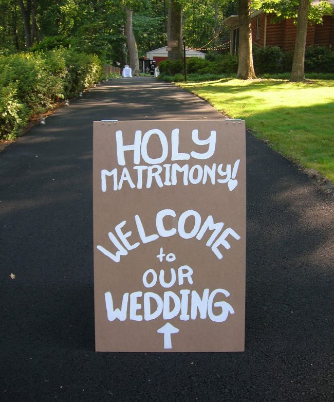 4000 Dollar Backyard Wedding Weclome Sign