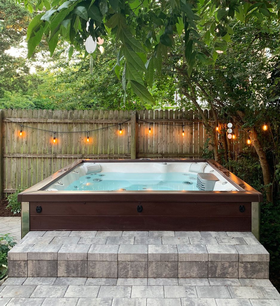 Beach House Backyard Hot Tub With Steps