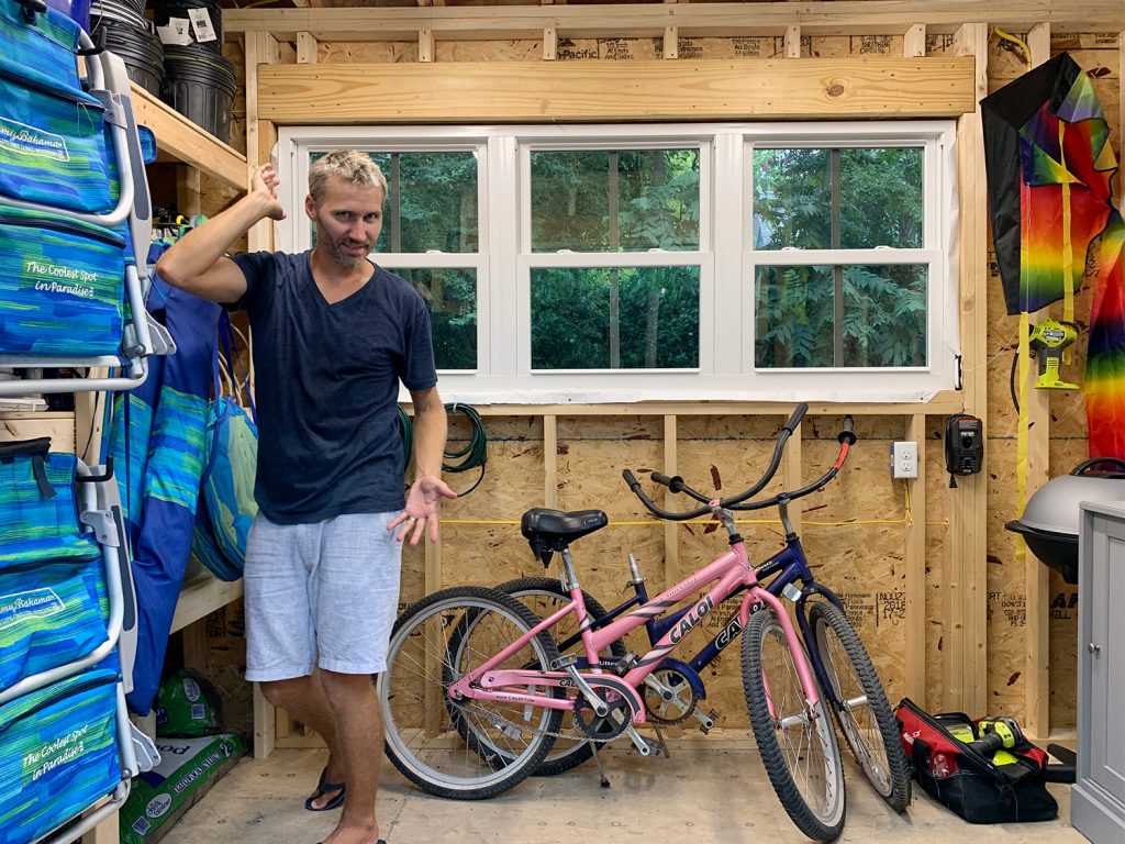 Beach Shed John Inside Alt