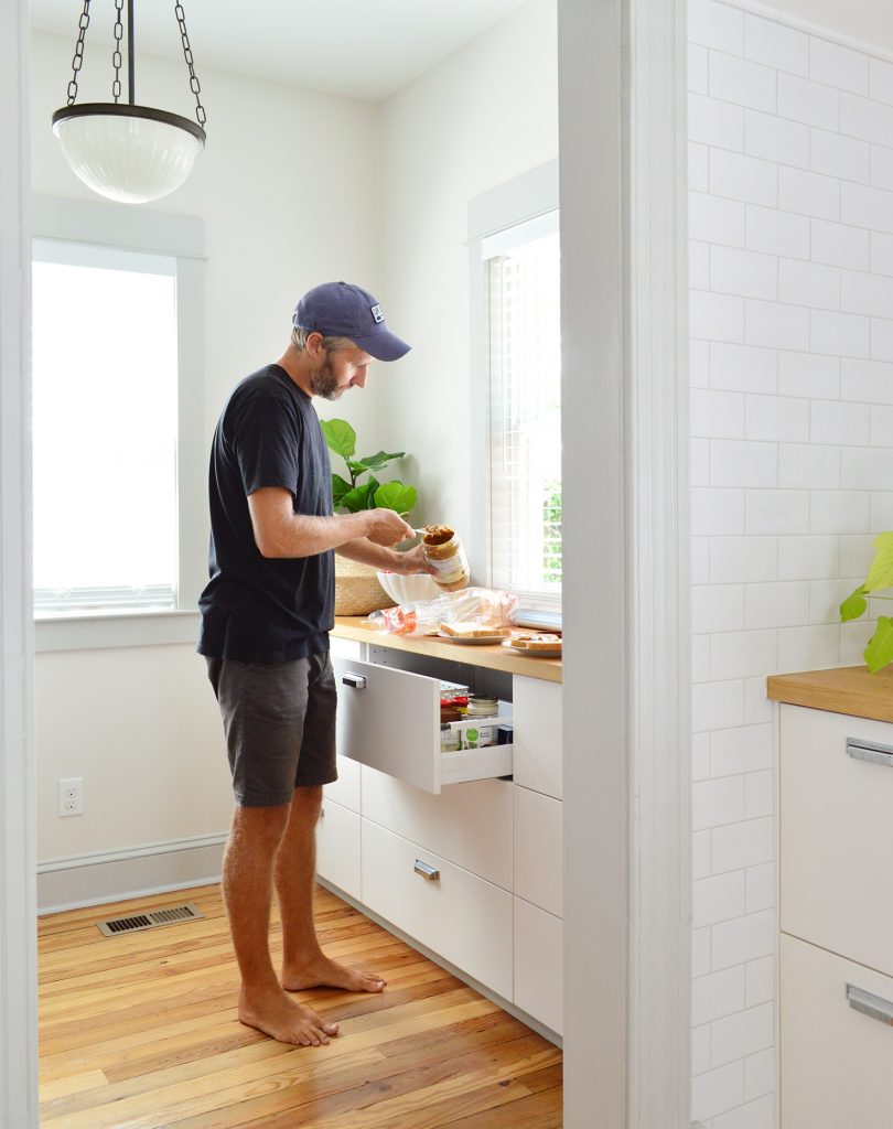 Casa de praia Organização da cozinha John In Pantry