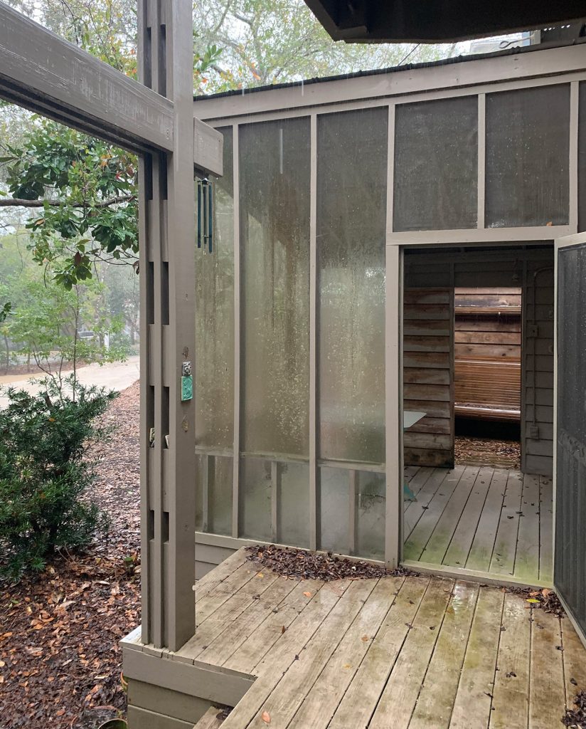 Florida House Exterior Before Screened Porch To Street