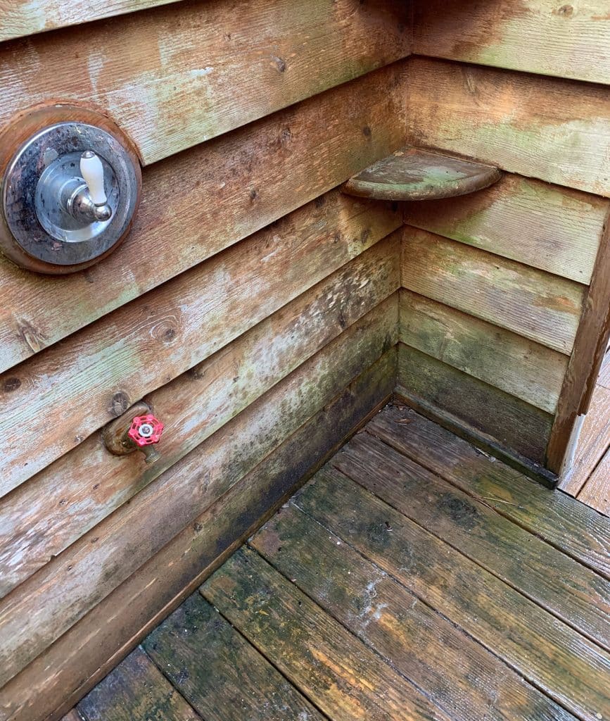 Outdoor Shower Before Gross Corner