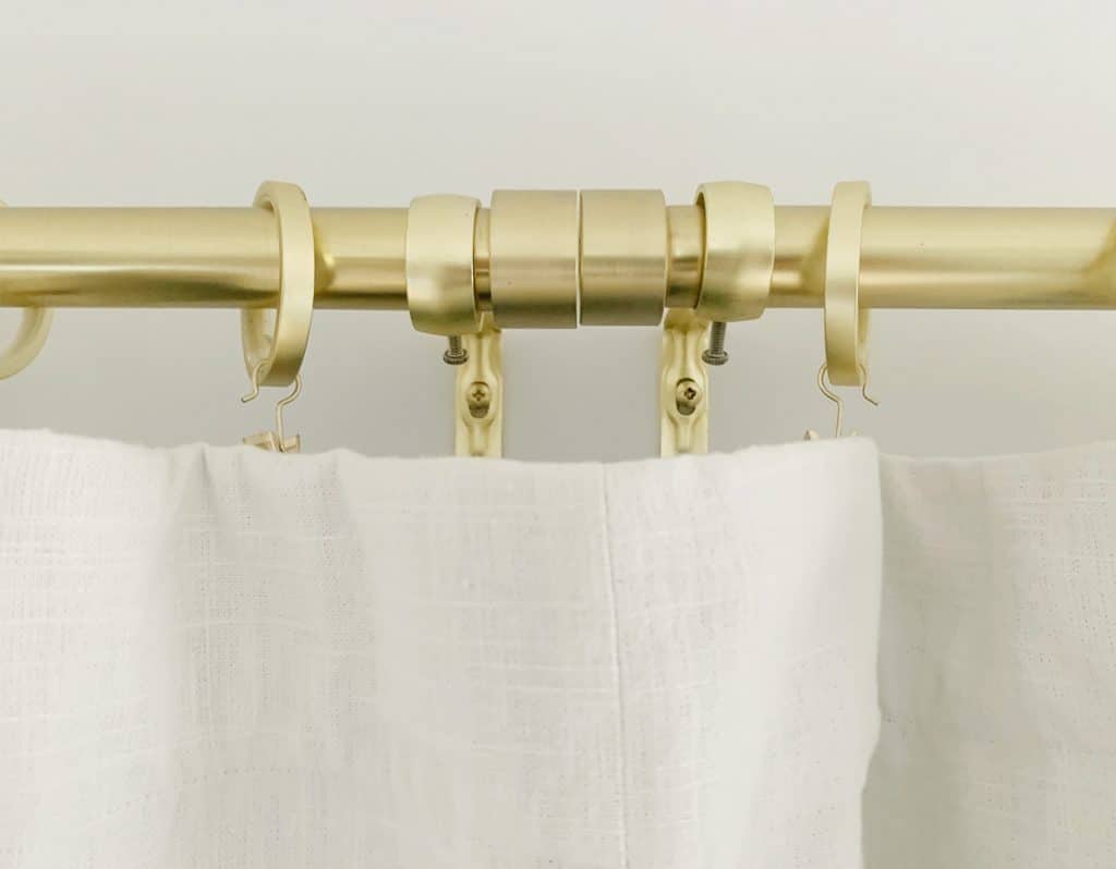 Florida Our Bedroom Curtain Rod Close Up 1024x798