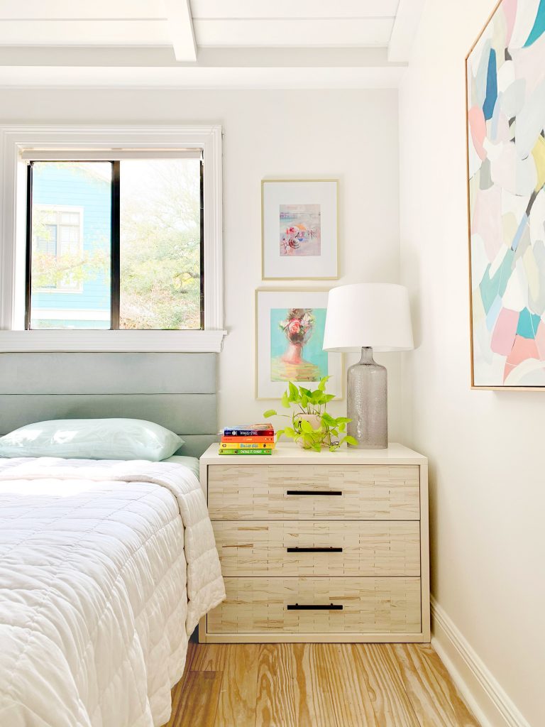 Girls bedroom with inlay dresser nightstand