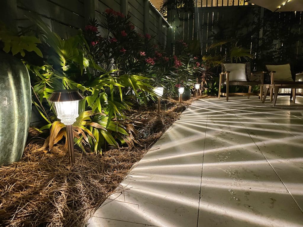 Solar garden lighting ideas: 18 pretty, energy-saving ideas