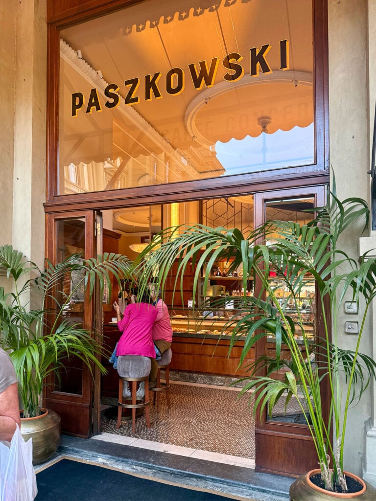 Pasckowski Restaurant in Florence Italy